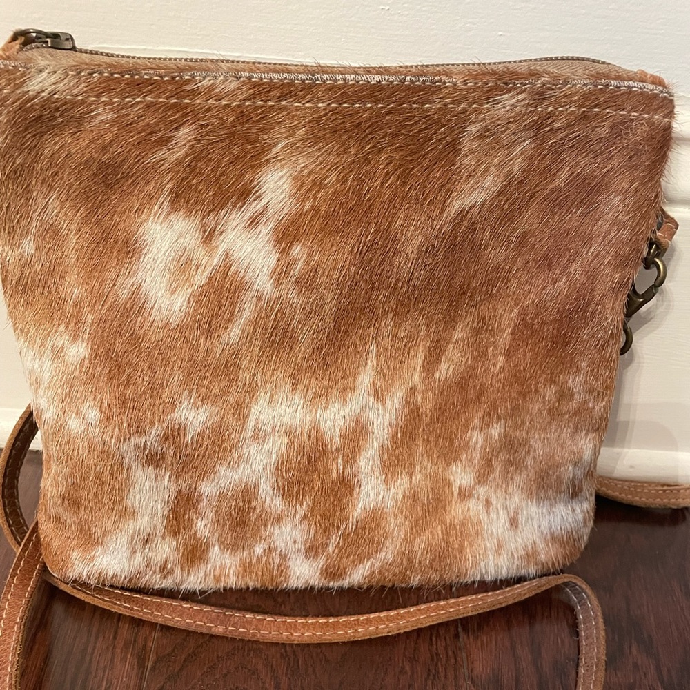 Myra cowhide bag in EUC
